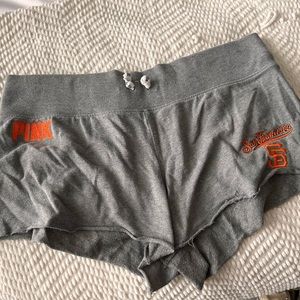 Woman’s SF Giants Shorts size Large